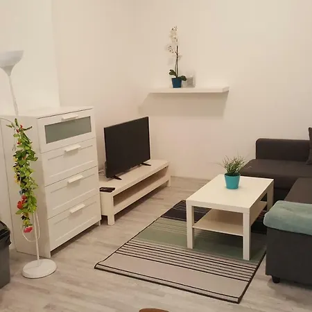 Rumbach Street Apartment